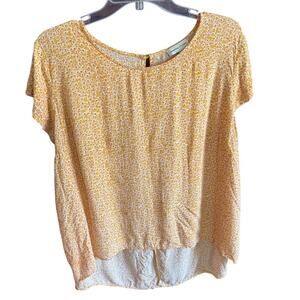 0359 Adrienne Vittadini 1XL Rayon Hi Low Short Sleeve Floral Yelllow